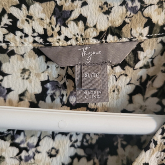 Maternity Blouse - Picture 2 of 2